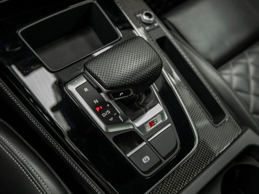 Audi SQ5 photo 23