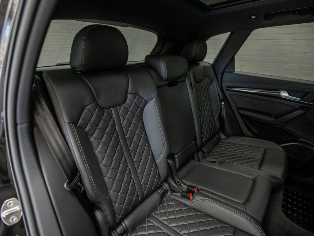 Audi SQ5 photo 29