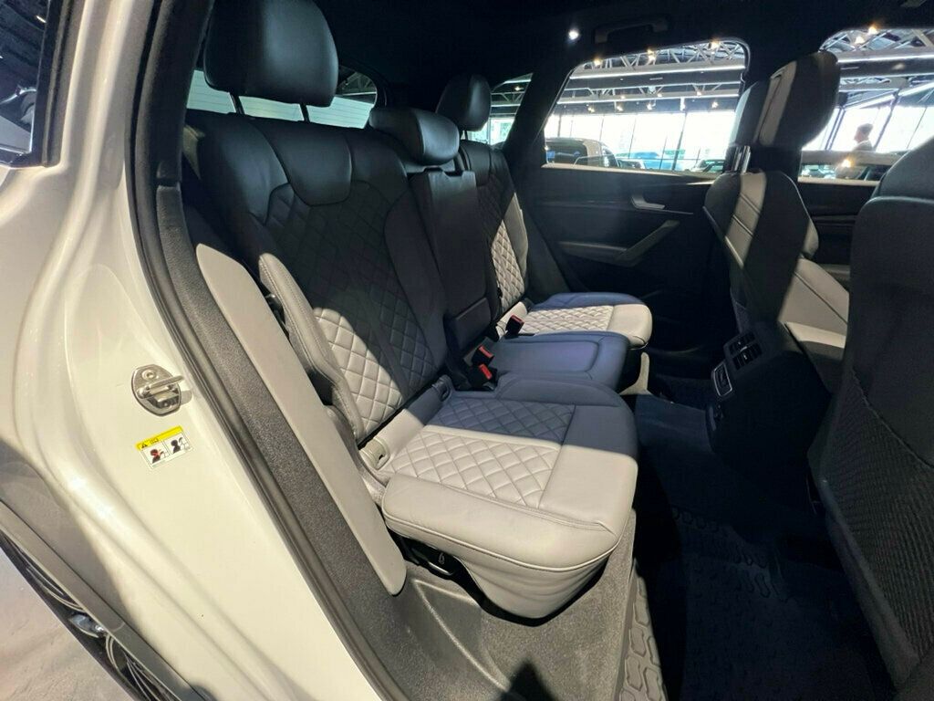 2023 Audi SQ5 PremiumPlus/BlackOpticPkg/S SportPkg/DynamicSteer/AirSusp - 22908658 - 29