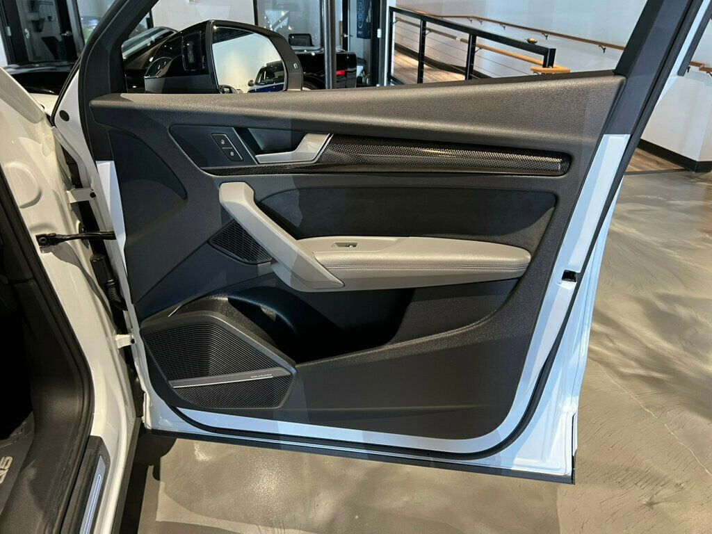 2023 Audi SQ5 PremiumPlus/BlackOpticPkg/S SportPkg/DynamicSteer/AirSusp - 22908658 - 30