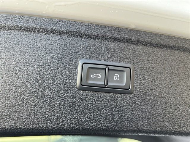 2023 Audi SQ5 Prestige 3.0 TFSI quattro - 22875632 - 19