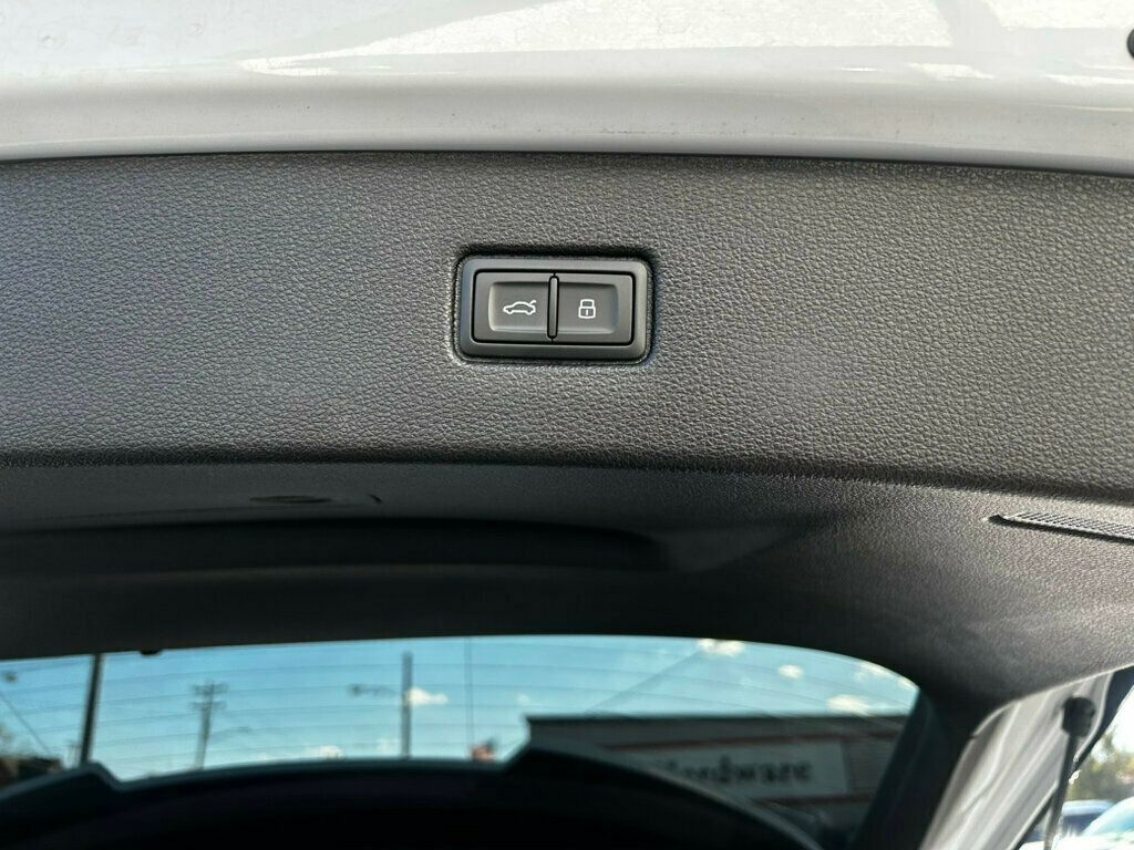 2023 Audi SQ7 LocalTrade/Prestige/LuxuryPkg/ExecutivePkg/BlackOpticsPkg/NAV - 22939888 - 15