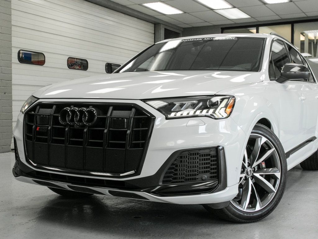 Audi SQ7 photo 12