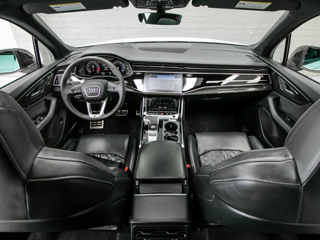 Audi SQ7 photo 14