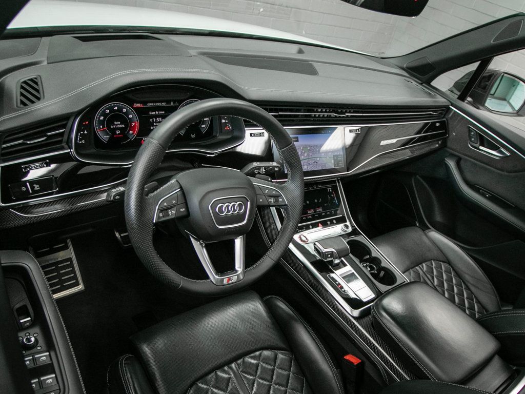 Audi SQ7 photo 15