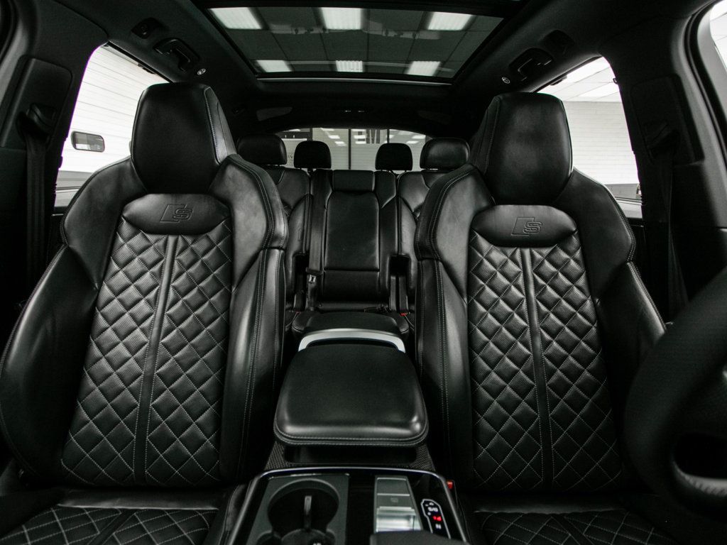Audi SQ7 photo 23
