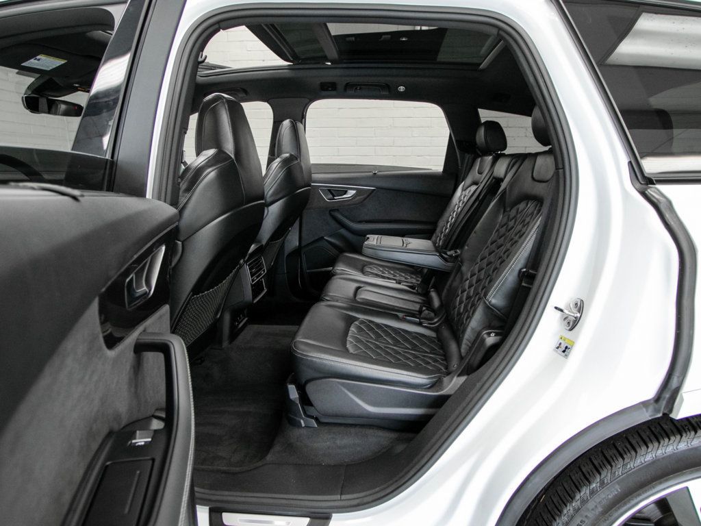 Audi SQ7 photo 27