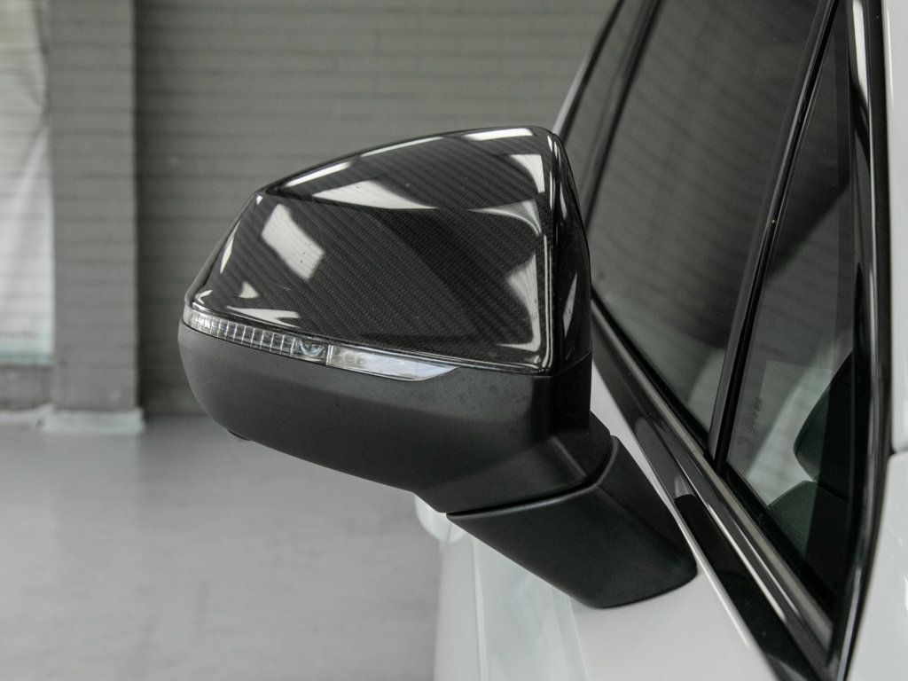 Audi SQ7 photo 9