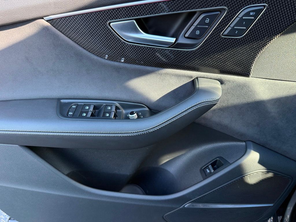 2023 Audi SQ7 Prestige 4.0 TFSI quattro - 23025070 - 25