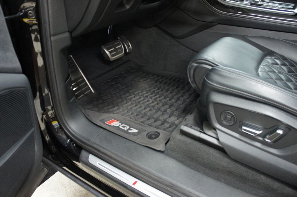 2023 Audi SQ7 SQ7, Just Serviced! - 22611220 - 25