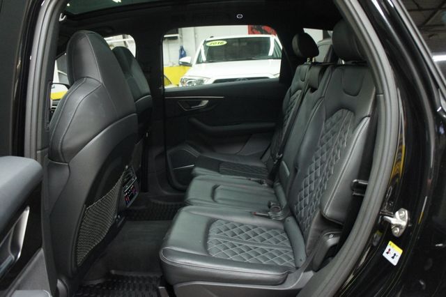 2023 Audi SQ7 SQ7, Just Serviced! - 22611220 - 32