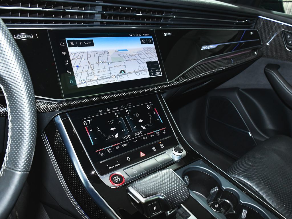 Audi SQ8 photo 48