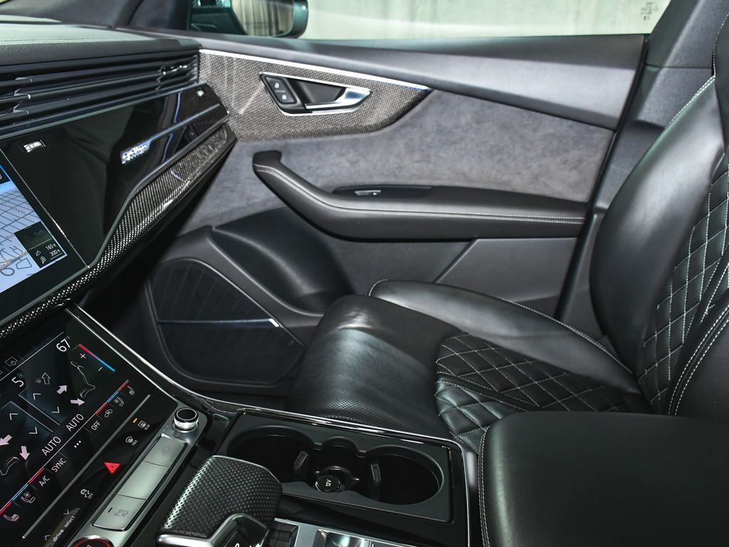 Audi SQ8 photo 54