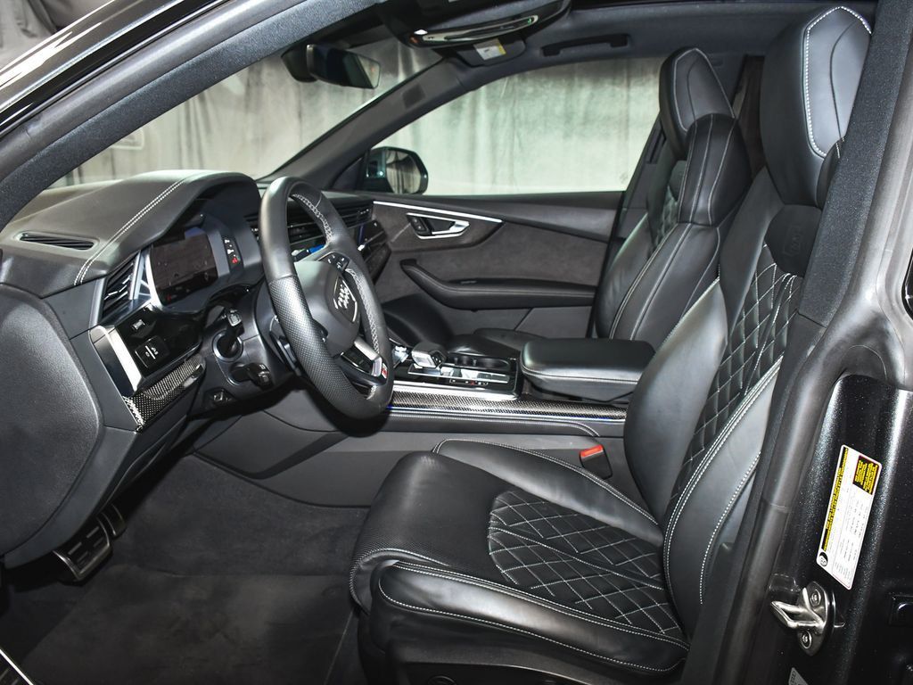 Audi SQ8 photo 55