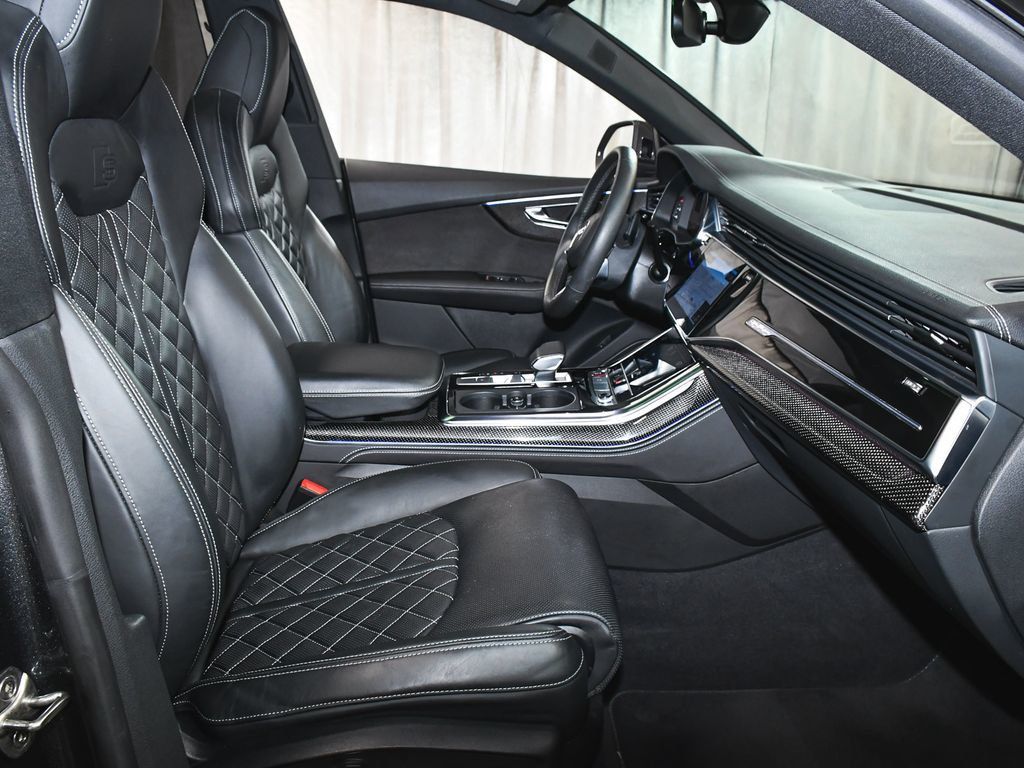 Audi SQ8 photo 64