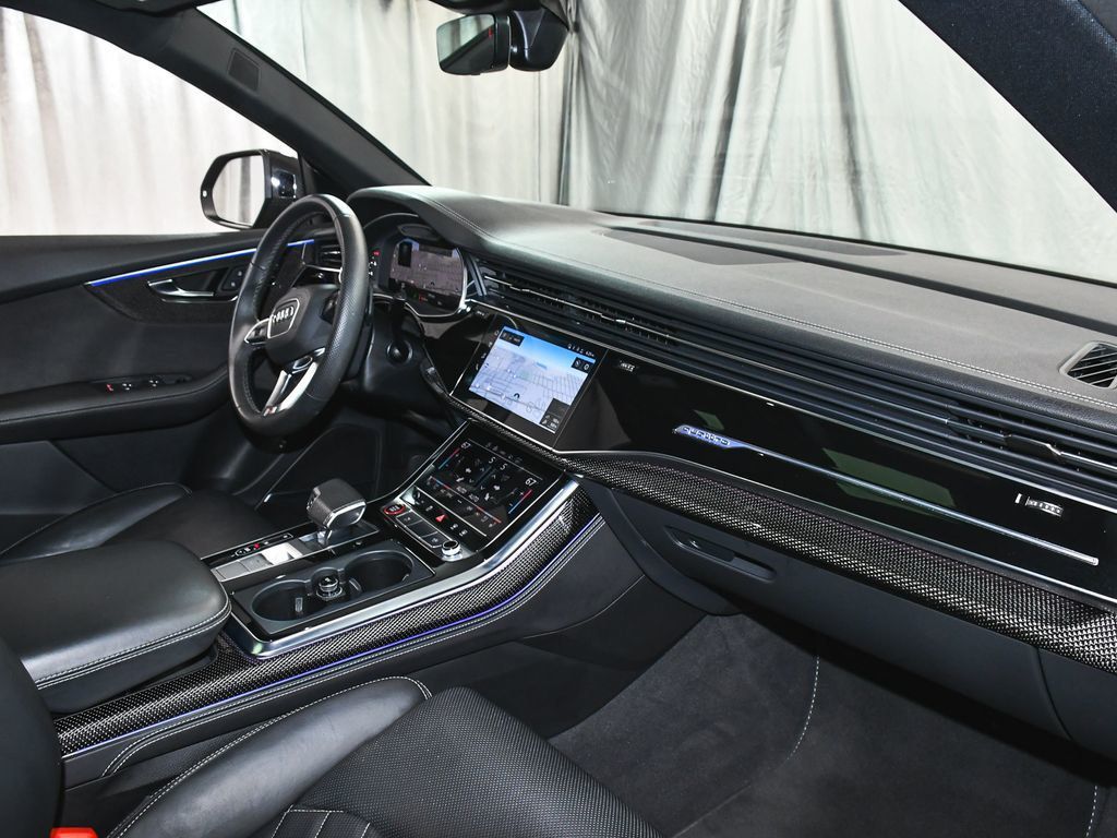 Audi SQ8 photo 66