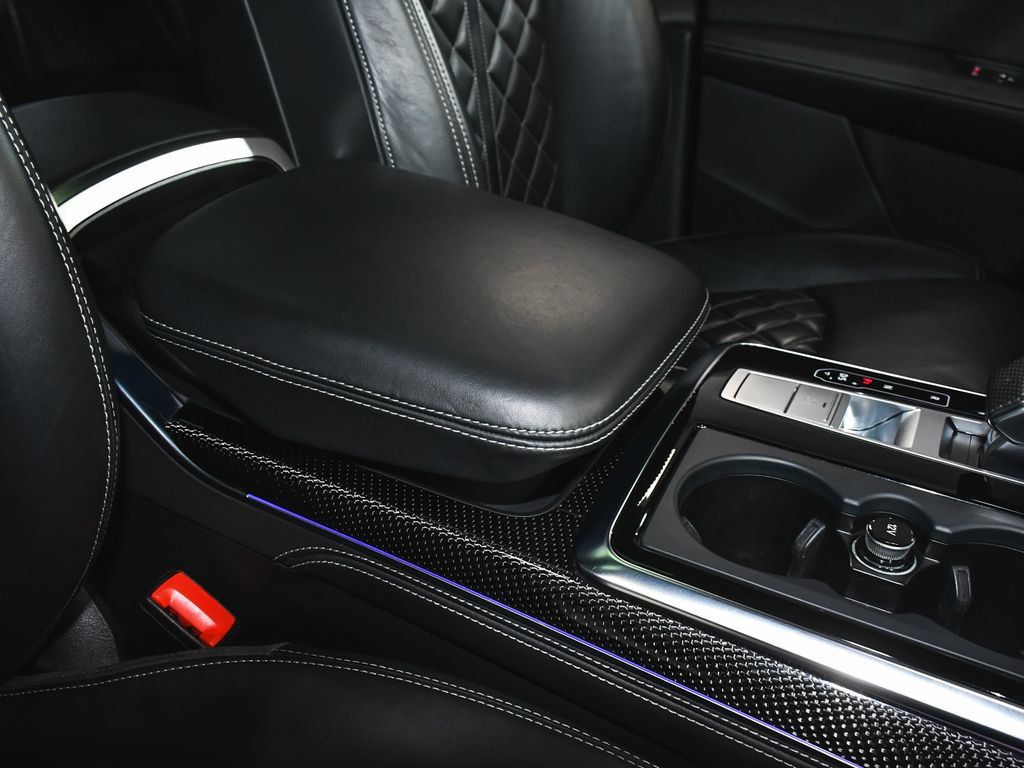 Audi SQ8 photo 70