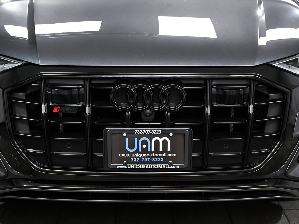Audi SQ8 photo 82