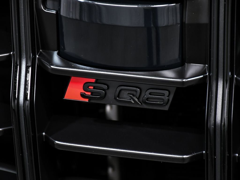 Audi SQ8 photo 83