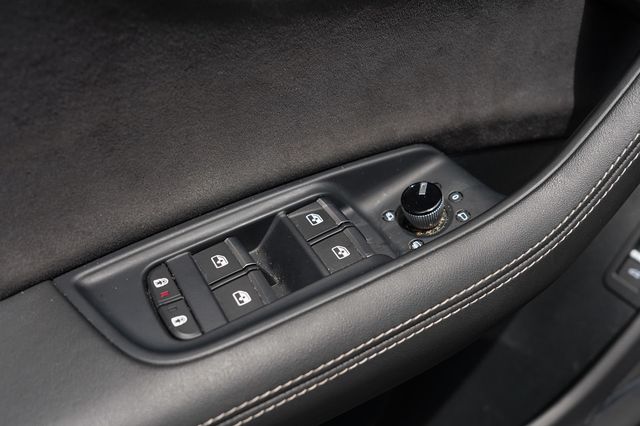 2023 Audi SQ8 Prestige 4.0 TFSI quattro - 23046271 - 42