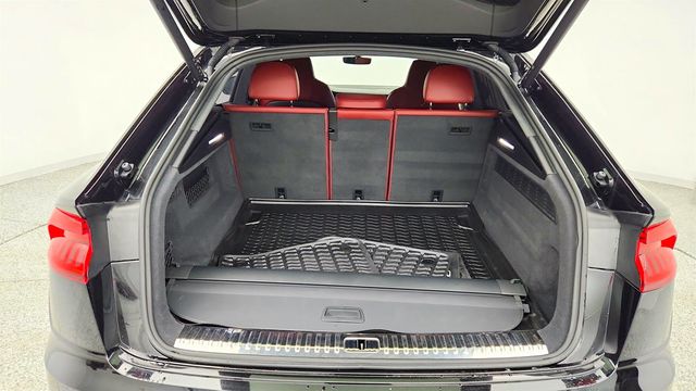 2023 Audi SQ8 Prestige 4.0 TFSI quattro with Sport, Black Optic & Luxury Pkgs - 22984477 - 23