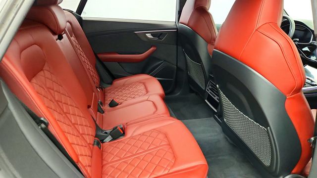 2023 Audi SQ8 Prestige 4.0 TFSI quattro with Sport, Black Optic & Luxury Pkgs - 22984477 - 24