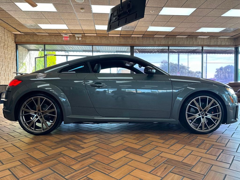 2023 Audi TTS Coupe photo 9