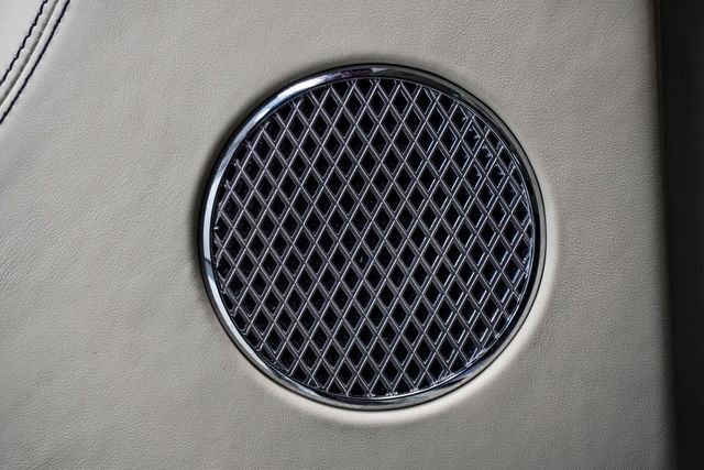 2023 Bentley Bentayga Azure AWD - 22941251 - 24