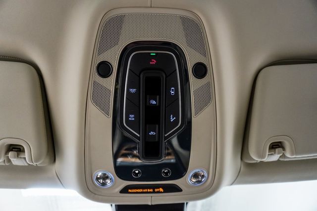 2023 Bentley Bentayga Azure AWD - 22941251 - 32