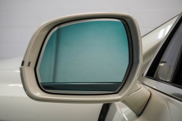 2023 Bentley Bentayga Azure AWD - 22941251 - 47