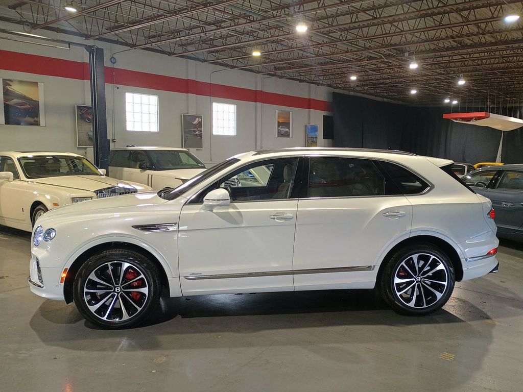 2023 Bentley Bentayga Azure AWD 1 Owner Clean Carfax - 23031117 - 1