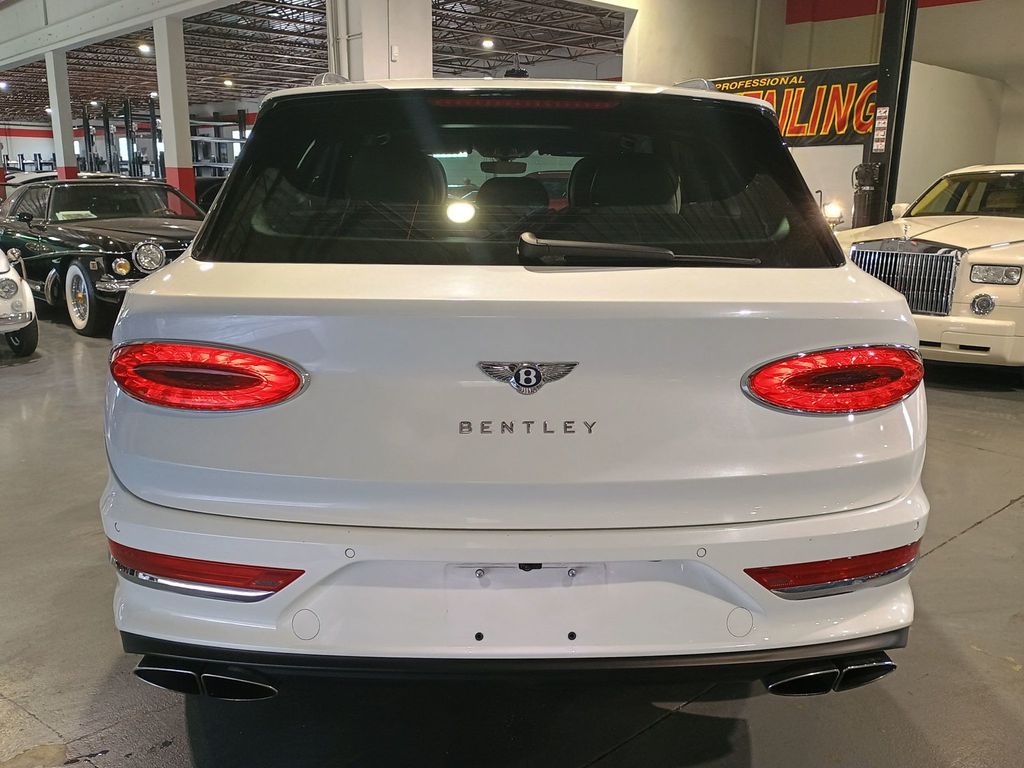 2023 Bentley Bentayga Azure AWD 1 Owner Clean Carfax - 23031117 - 3