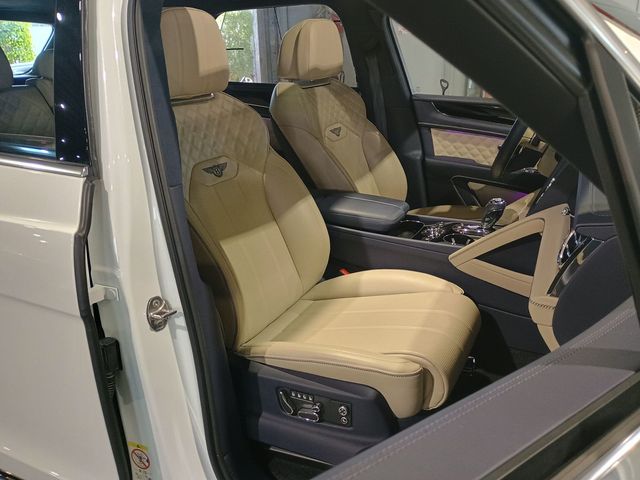 2023 Bentley Bentayga Azure AWD 1 Owner Clean Carfax - 23031117 - 43
