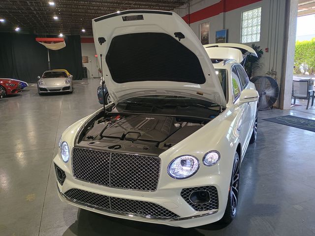2023 Bentley Bentayga Azure AWD 1 Owner Clean Carfax - 23031117 - 45