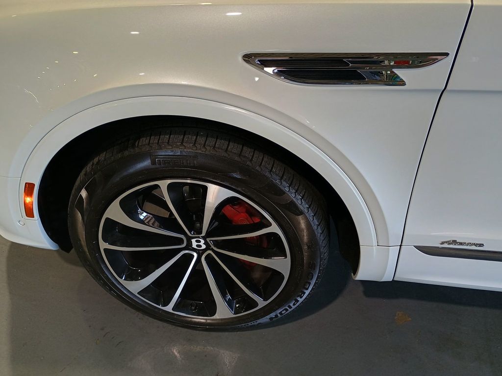 2023 Bentley Bentayga Azure AWD 1 Owner Clean Carfax - 23031117 - 51
