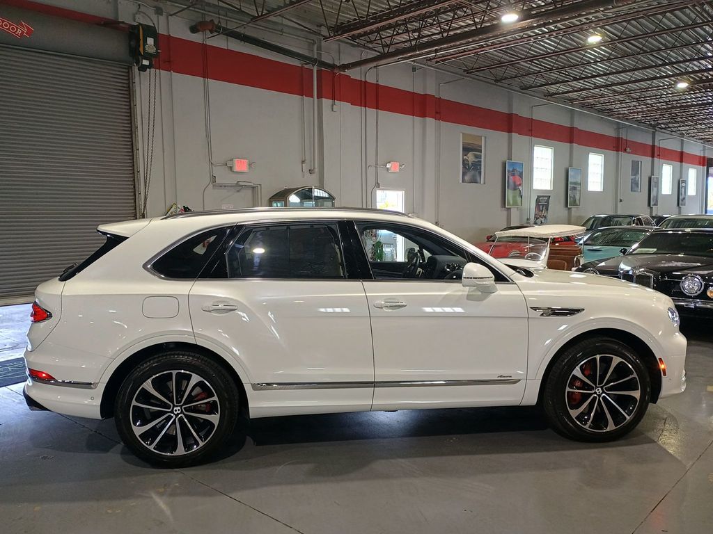 2023 Bentley Bentayga Azure AWD 1 Owner Clean Carfax - 23031117 - 5