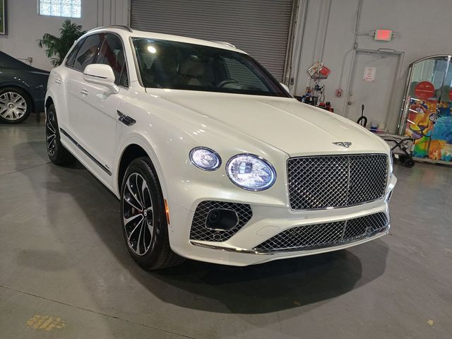2023 Bentley Bentayga Azure AWD 1 Owner Clean Carfax - 23031117 - 6