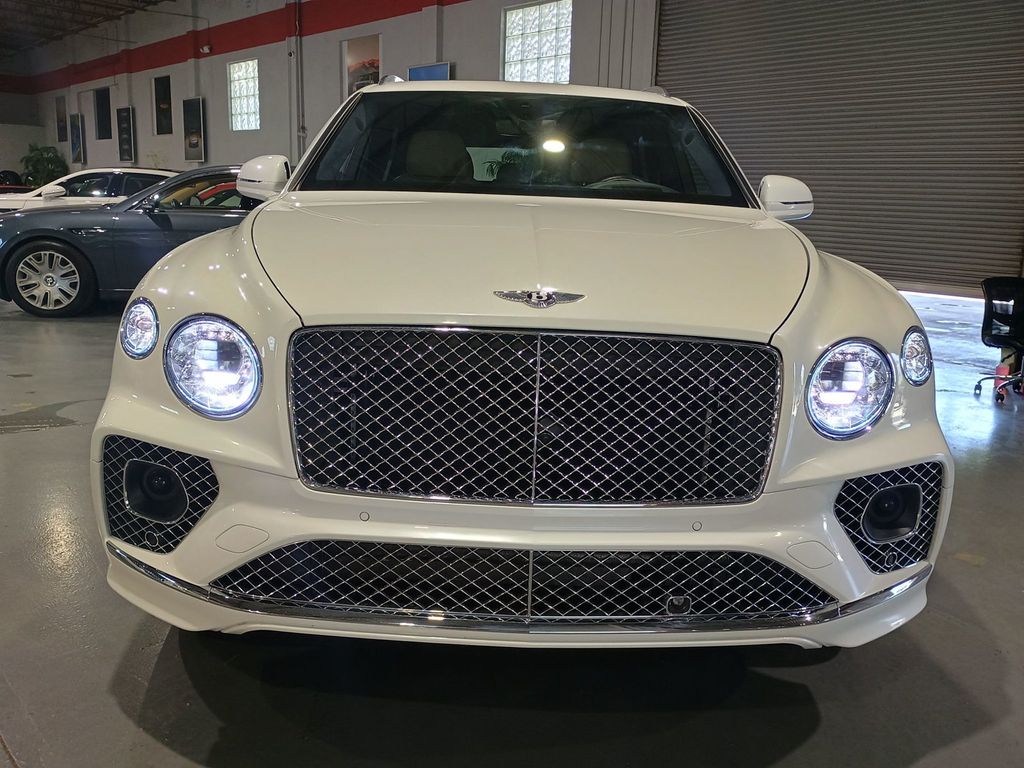 2023 Bentley Bentayga Azure AWD 1 Owner Clean Carfax - 23031117 - 7