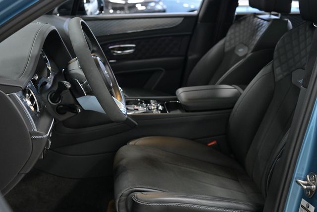 2023 Bentley Bentayga S AWD - 22998242 - 24