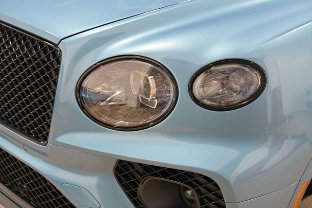 2023 Bentley Bentayga S AWD - 22998242 - 3