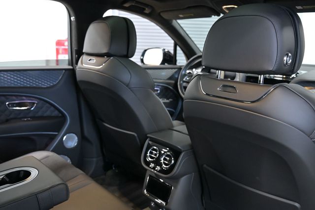 2023 Bentley Bentayga S AWD - 22998242 - 39