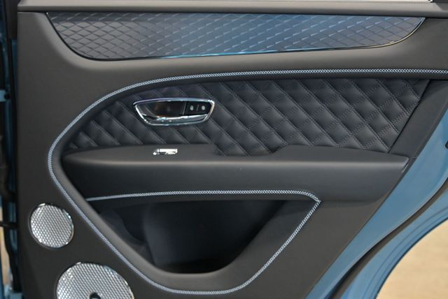 2023 Bentley Bentayga S AWD - 22998242 - 40