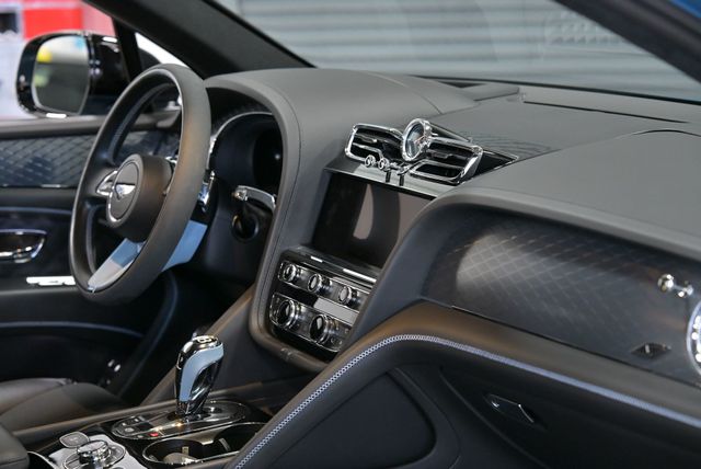 2023 Bentley Bentayga S AWD - 22998242 - 42