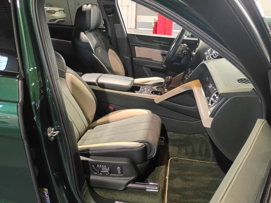 2023 Bentley Bentayga S V8 AWD Clean Carfax Florida SUV - 23098957 - 35