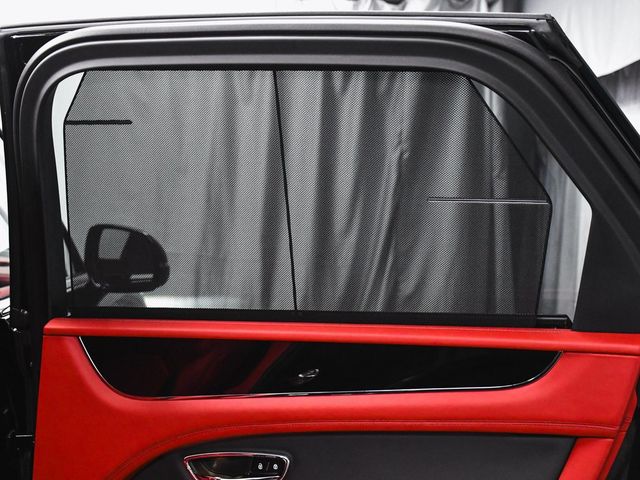 2023 Bentley Bentayga V8 - 23098379 - 17