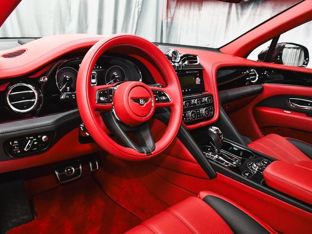 2023 Bentley Bentayga V8 - 23098379 - 27