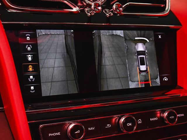 2023 Bentley Bentayga V8 - 23098379 - 37