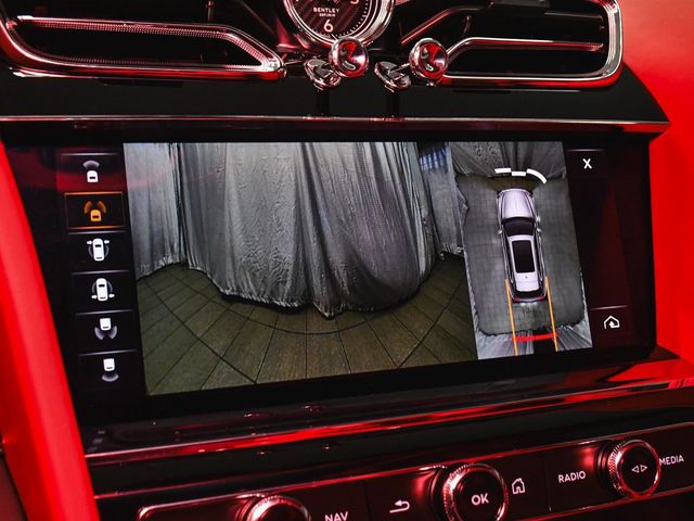 2023 Bentley Bentayga V8 - 23098379 - 39