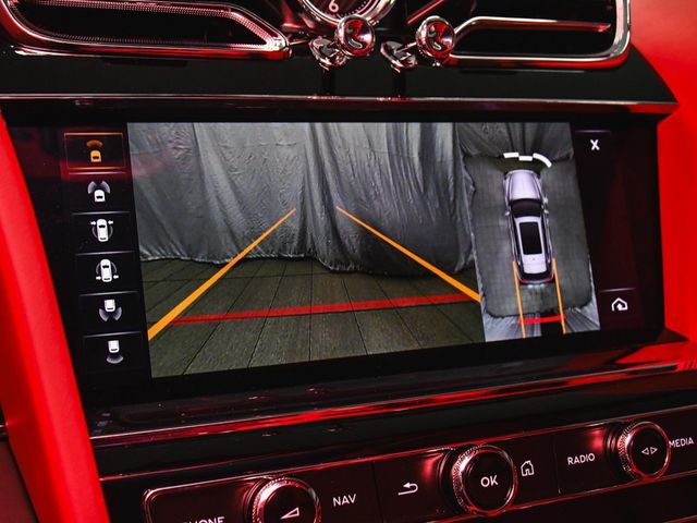 2023 Bentley Bentayga V8 - 23098379 - 40