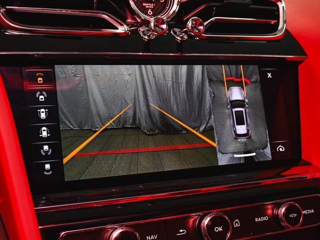 2023 Bentley Bentayga V8 - 23098379 - 41